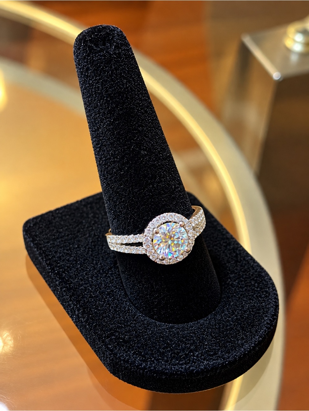 💥1 CT Moissanite round Halo Ring – Size 7